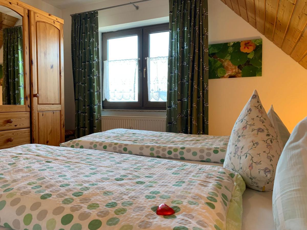 Gaestehaus Hundelbach Lenzkirch Esterno foto